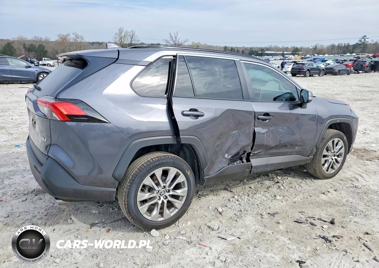 2023 Toyota Rav4 Xle Premium VIN:2T3C1RFV3PC244377 - 3