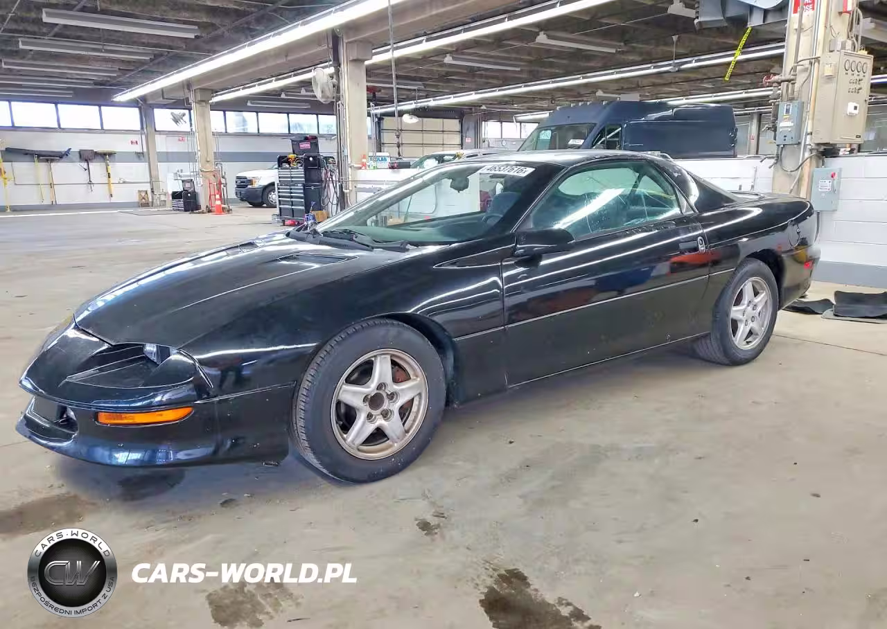 1997 Chevrolet Camaro Base