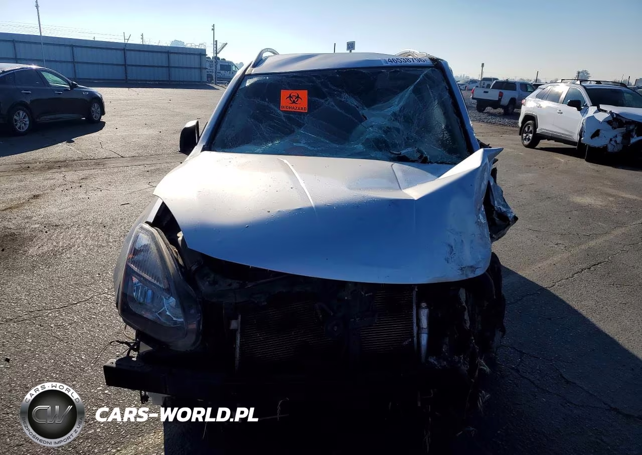 2014 Nissan Rogue Select S VIN:JN8AS5MT2EW104109 - 5