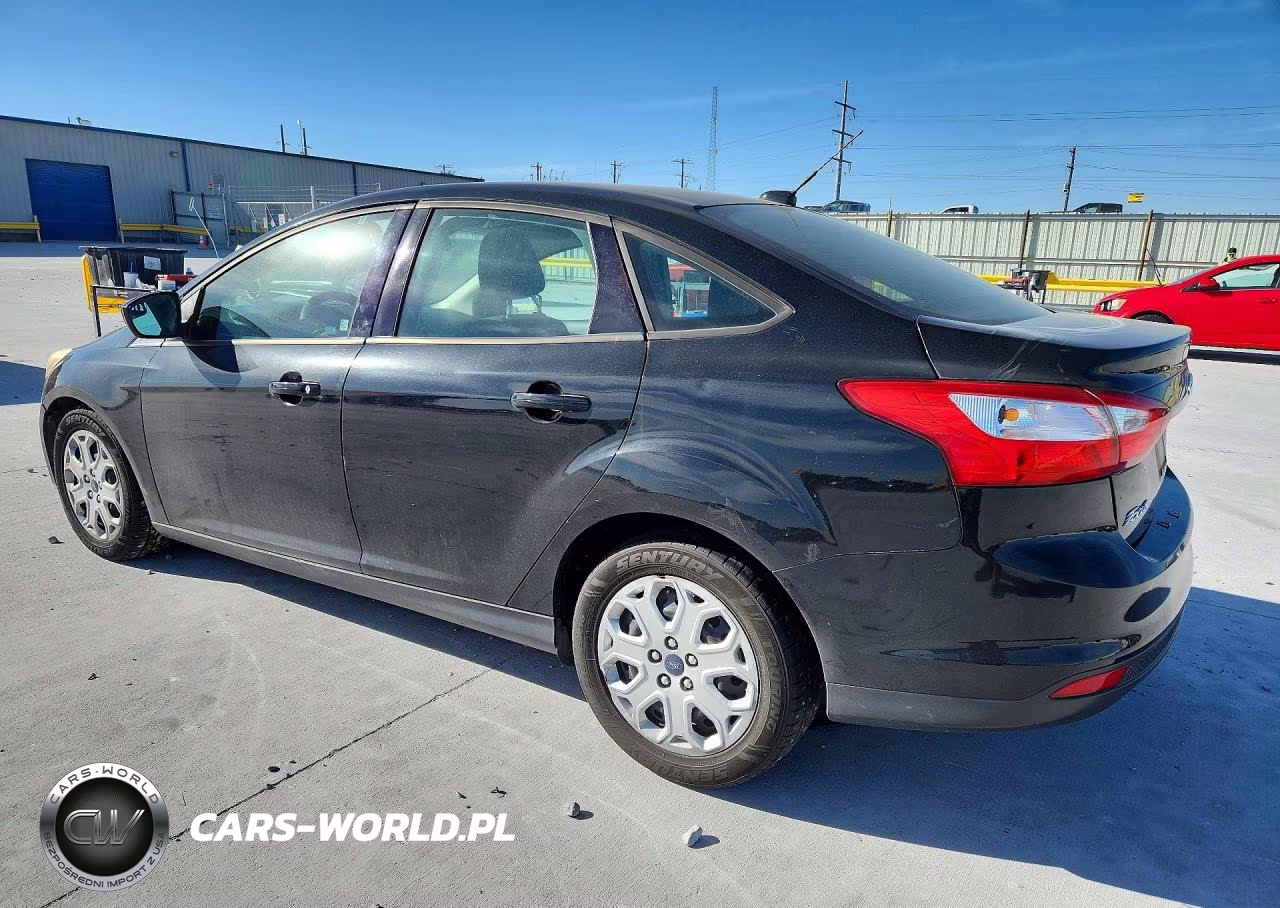 2012 Ford Focus Se VIN:1FAHP3F25CL381880 - 2