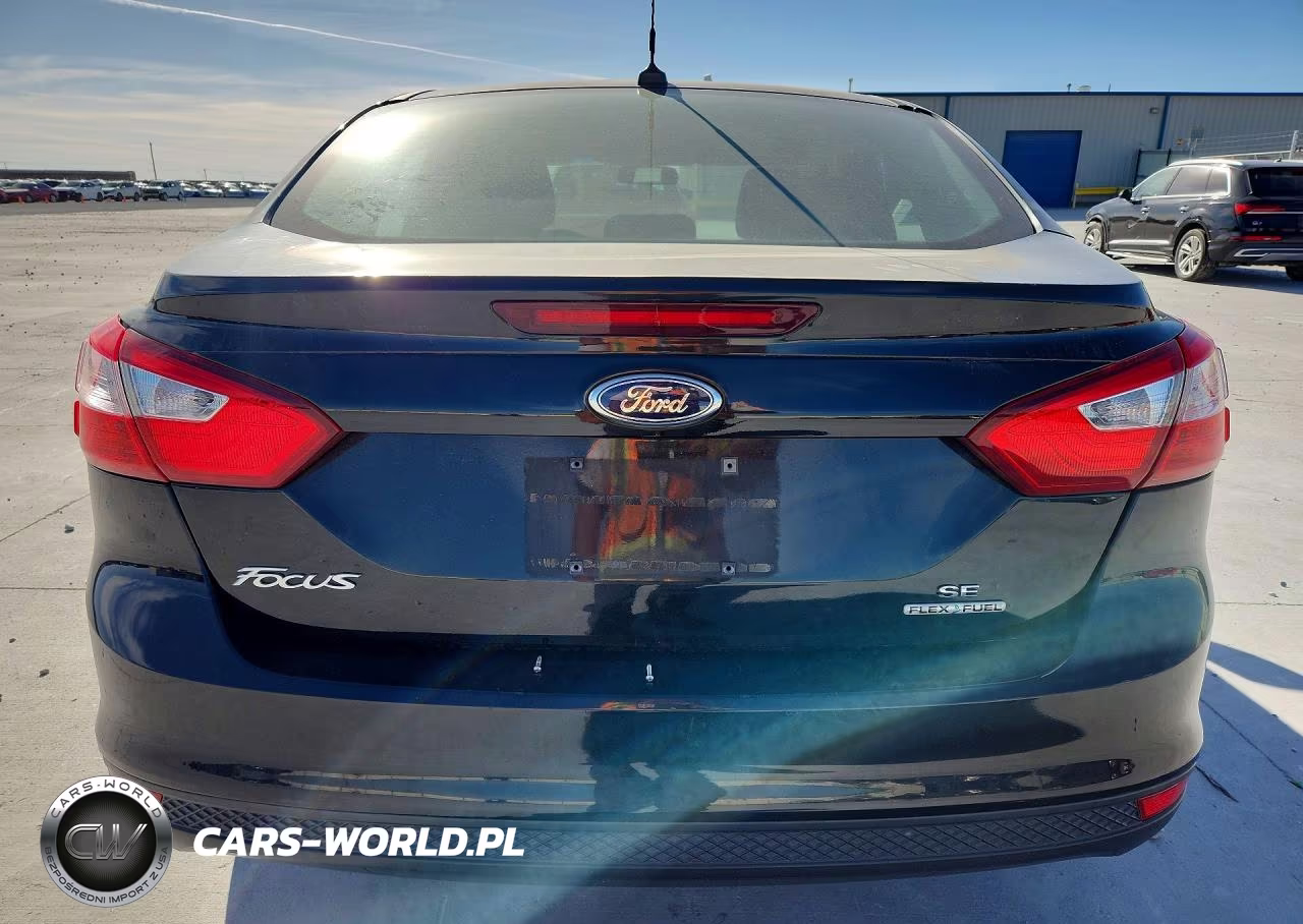 2012 Ford Focus Se VIN:1FAHP3F25CL381880 - 6