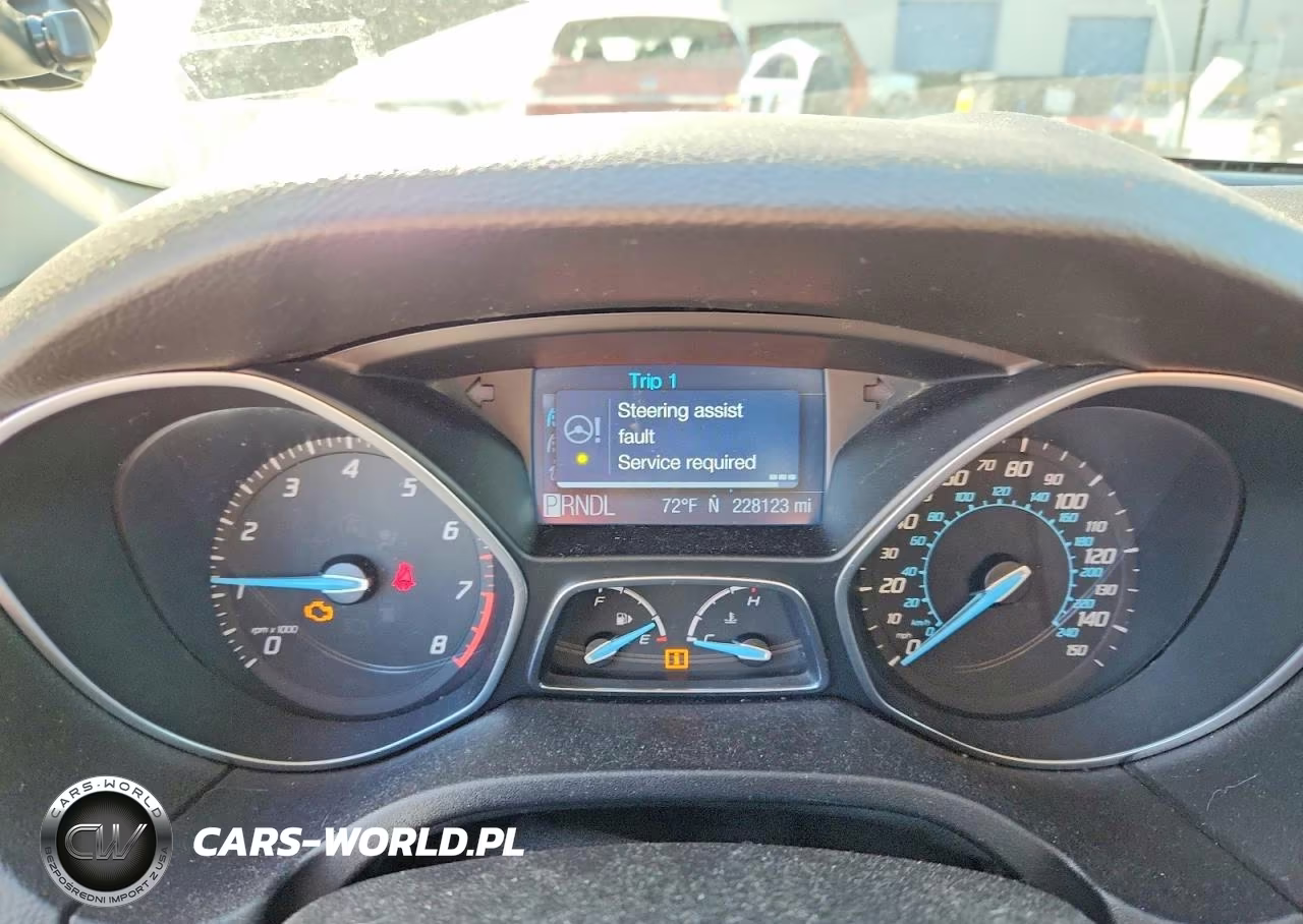 2012 Ford Focus Se VIN:1FAHP3F25CL381880 - 9