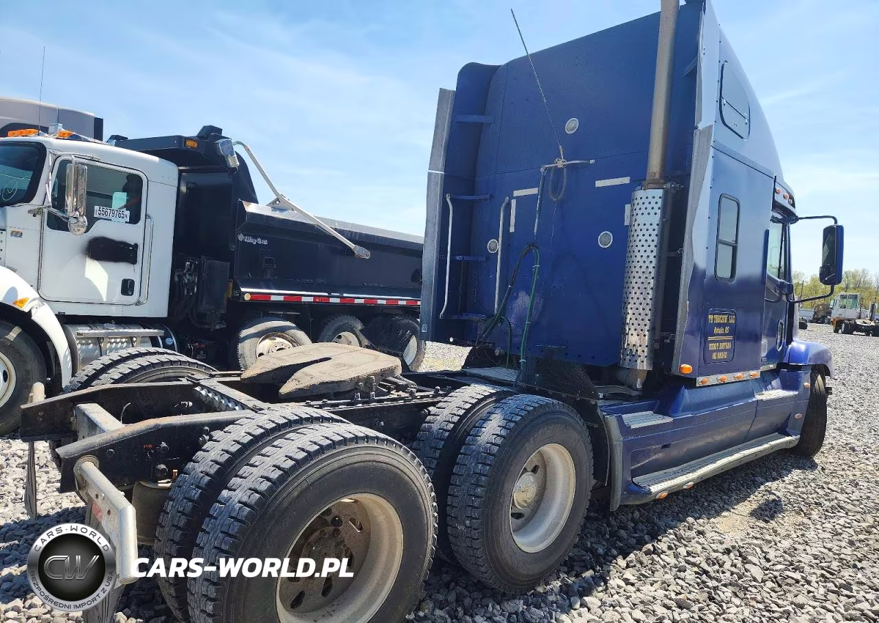 2004 Freightliner Cst120 Semi Truck VIN:1FUJBBCK94LL92335 - 4
