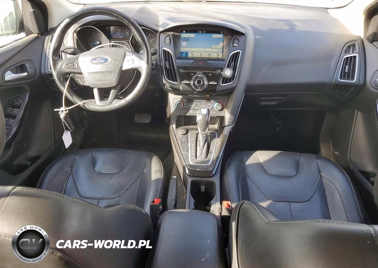 2018 Ford Focus Titanium VIN:1FADP3J21JL283321 - 8