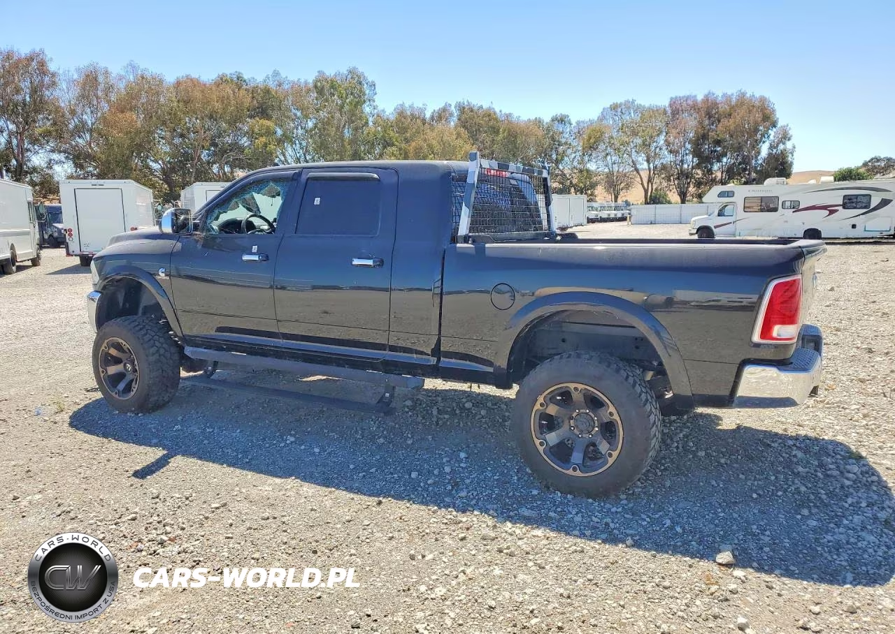 2018 Dodge Ram 3500 L - Trucks VIN:3C63R3ML0JG384956 - 2