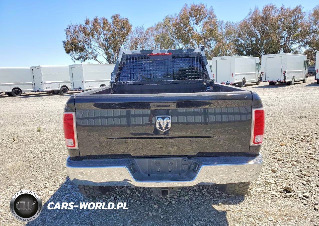 2018 Dodge Ram 3500 L - Trucks VIN:3C63R3ML0JG384956 - 6