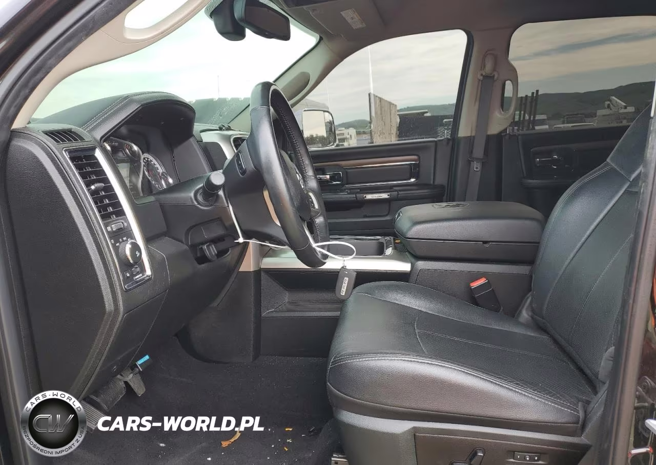 2018 Dodge Ram 3500 L - Trucks VIN:3C63R3ML0JG384956 - 7
