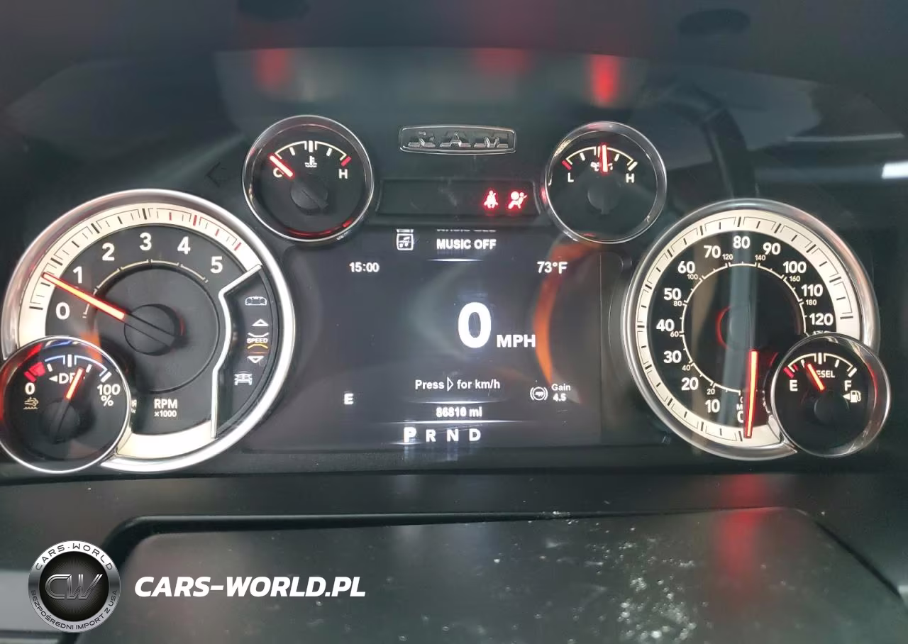 2018 Dodge Ram 3500 L - Trucks VIN:3C63R3ML0JG384956 - 9