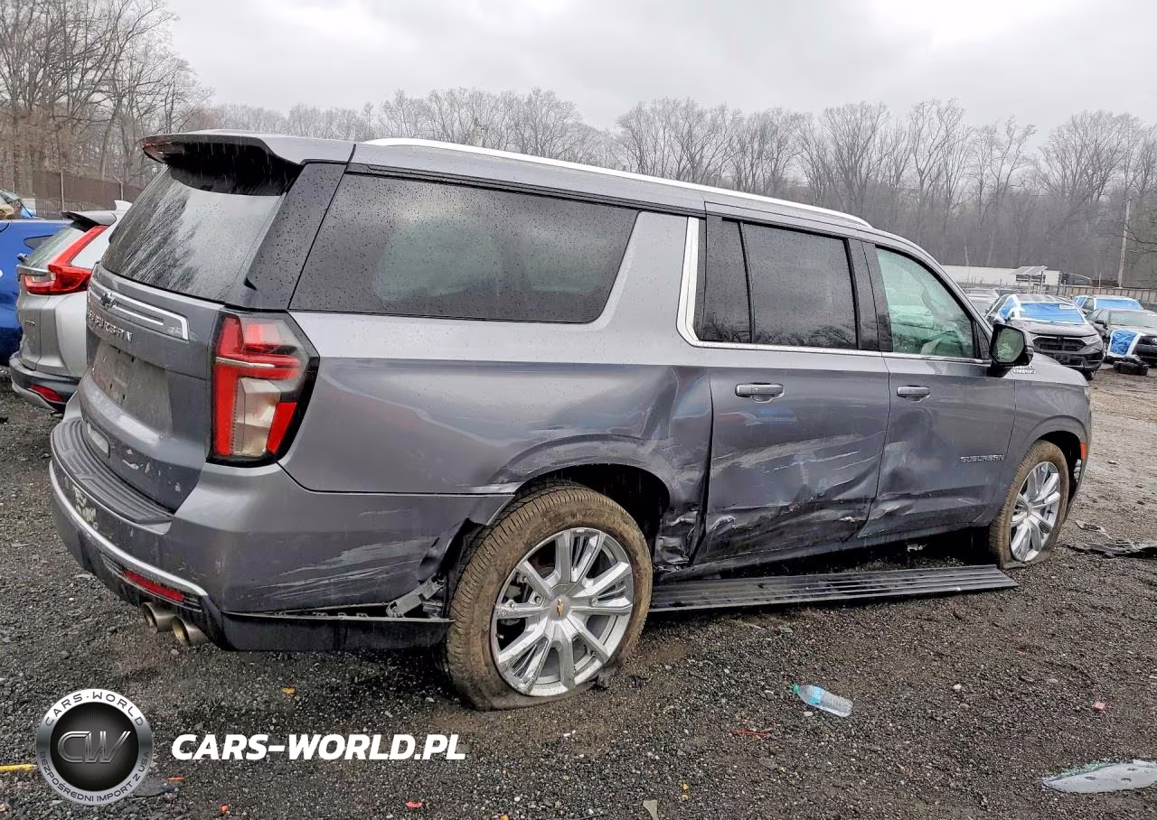 2022 Chevrolet Suburban K1500 High Country VIN:1GNSKGKL0NR109913 - 3