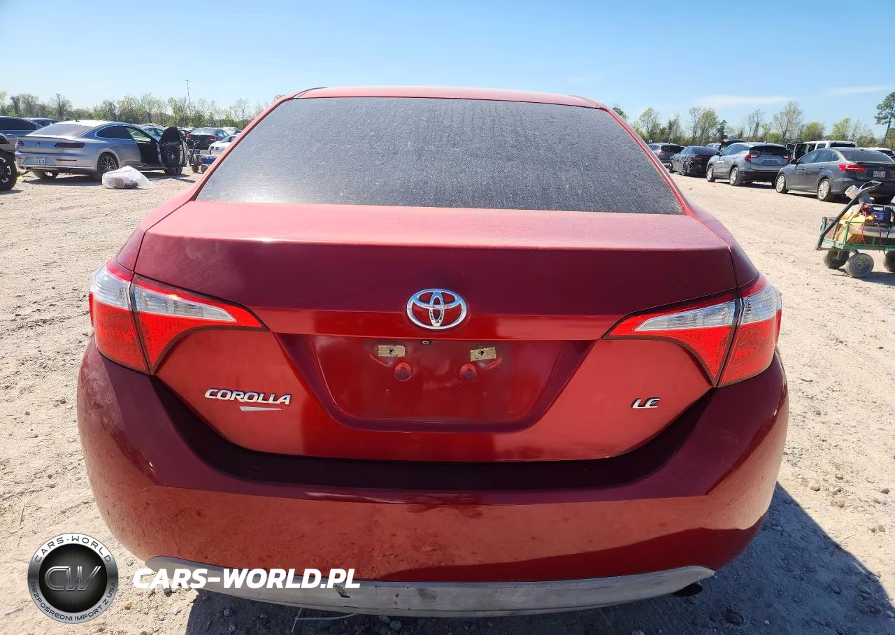 2015 Toyota Corolla Le VIN:5YFBURHE6FP325056 - 6
