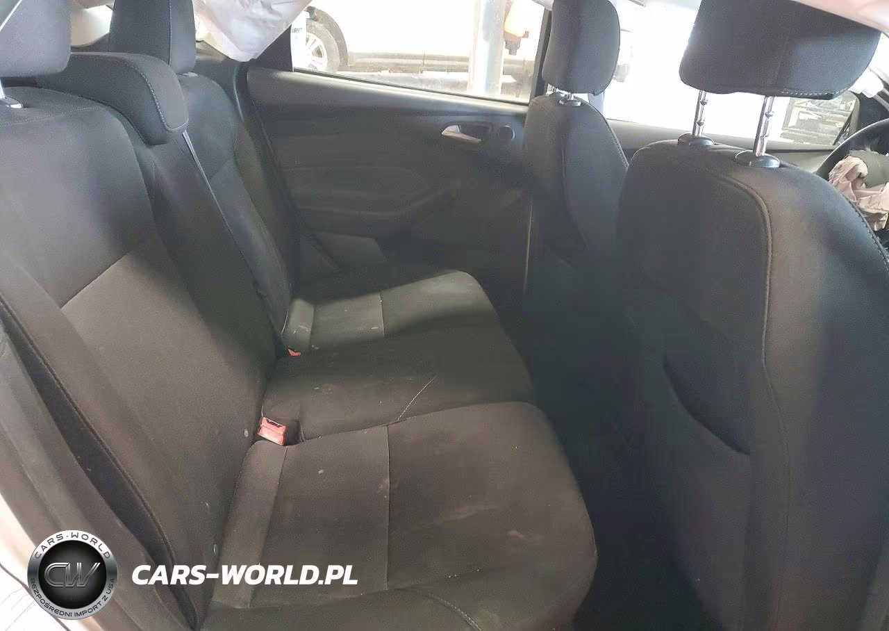 2017 Ford Focus Sel VIN:1FADP3M24HL248794 - 10