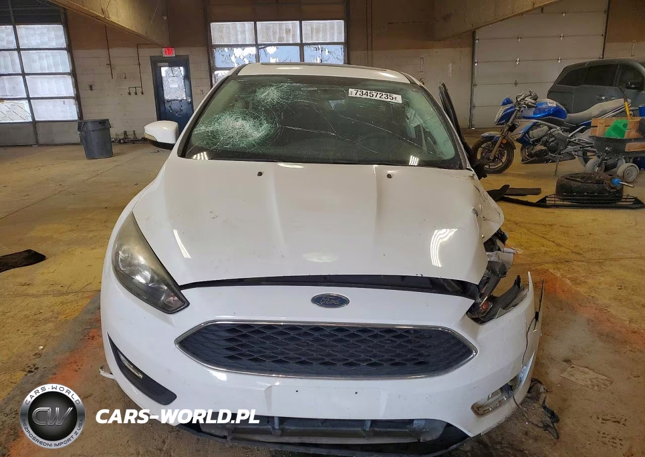 2017 Ford Focus Sel VIN:1FADP3M24HL248794 - 5