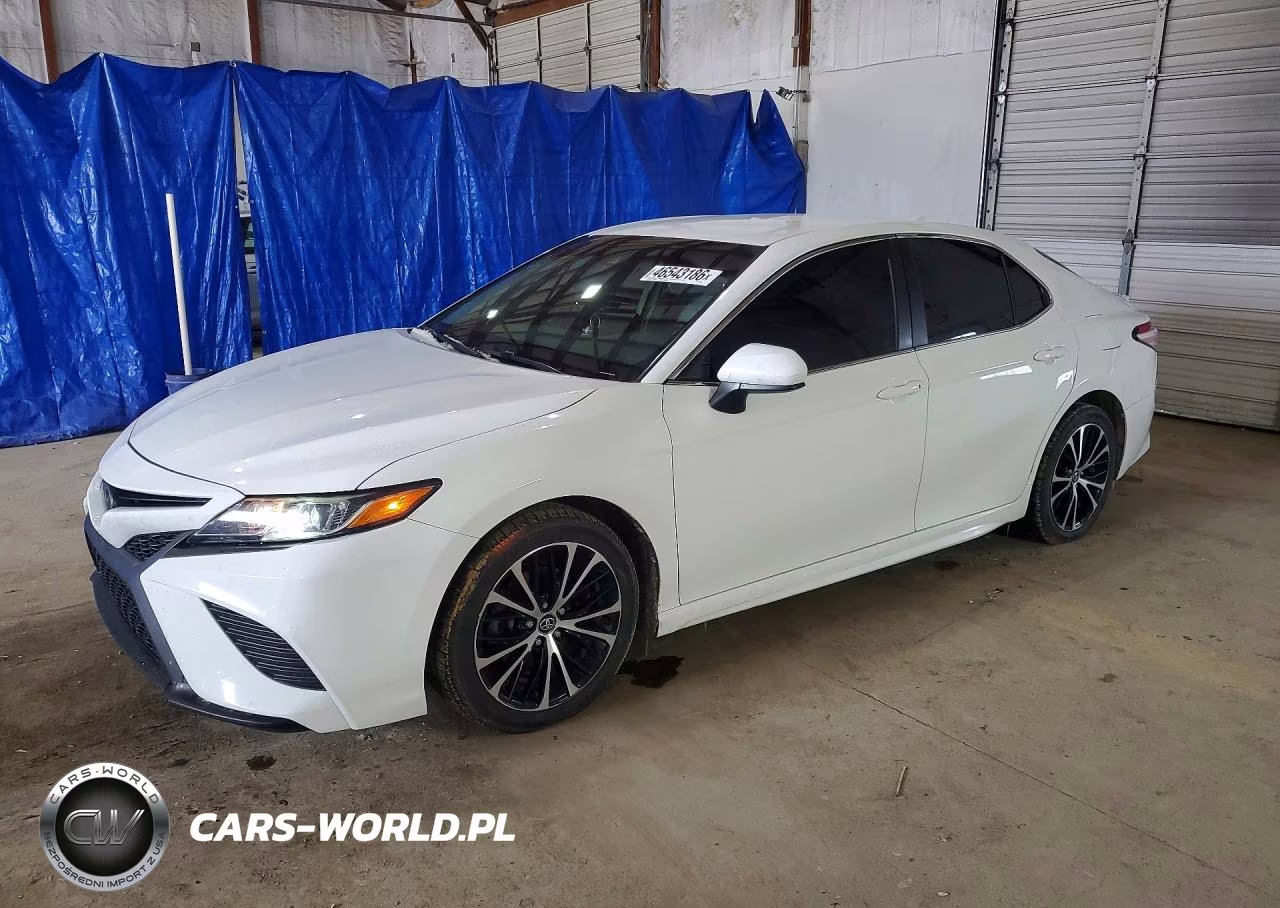 2020 Toyota Camry Se