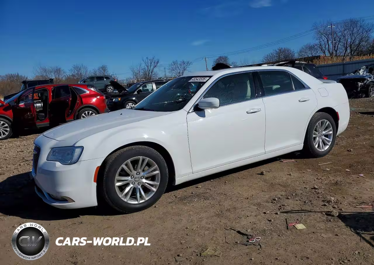 2017 Chrysler 300 Limited
