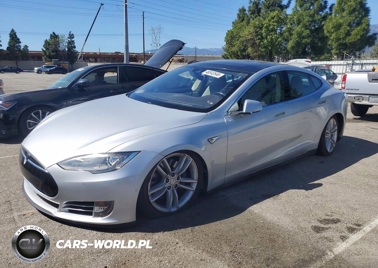2015 Tesla Model S