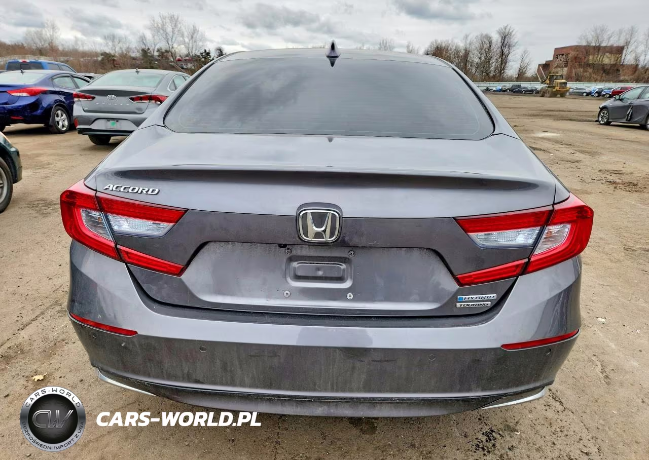 2018 Honda Accord Touring Hybrid VIN:1HGCV3F91JA011477 - 6