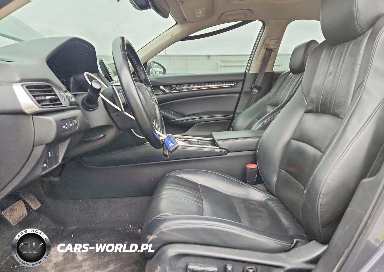 2018 Honda Accord Touring Hybrid VIN:1HGCV3F91JA011477 - 7