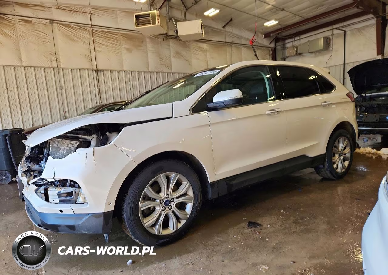 2019 Ford Edge Titanium