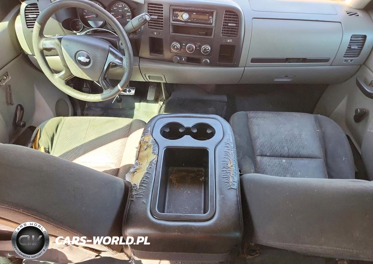 2011 Chevrolet Silverado C1500 VIN:1GCRCPEX7BZ443922 - 8