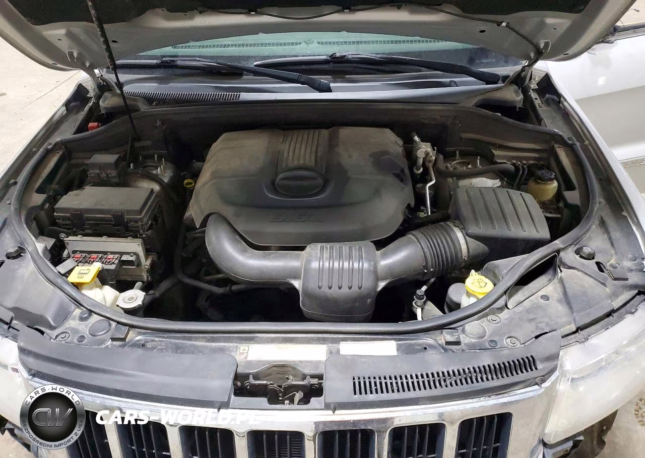 2011 Jeep Grand Cherokee Laredo VIN:1J4RR4GG1BC581379 - 12