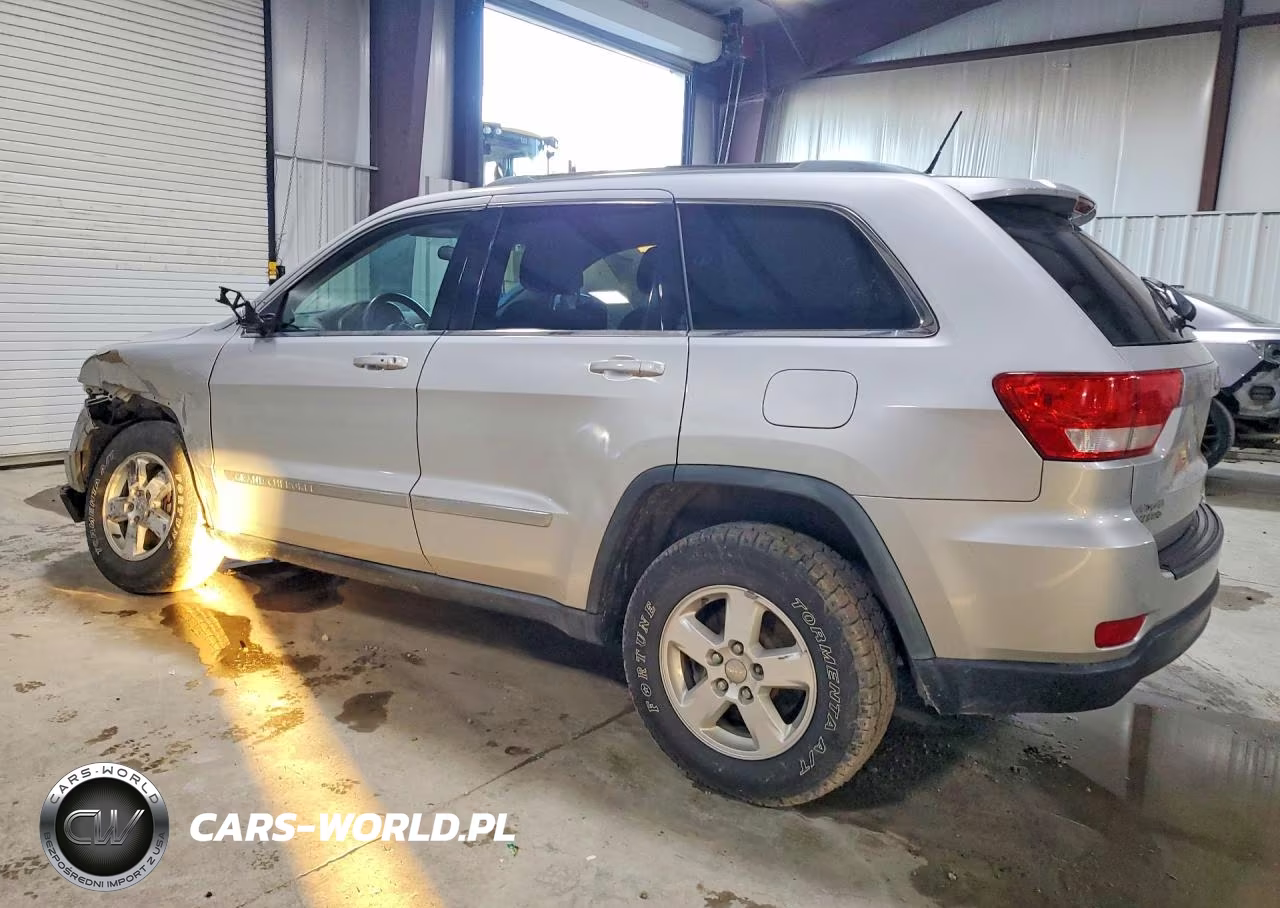 2011 Jeep Grand Cherokee Laredo VIN:1J4RR4GG1BC581379 - 2