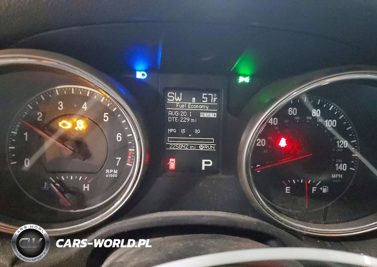 2011 Jeep Grand Cherokee Laredo VIN:1J4RR4GG1BC581379 - 9