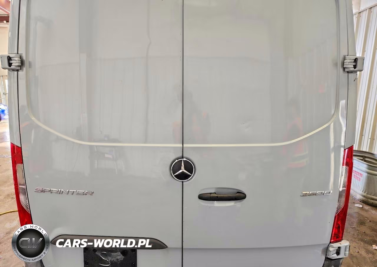 2021 Mercedes Benz Sprinter 2500 Delivery Van VIN:W1Y4EDHY9MT075932 - 10