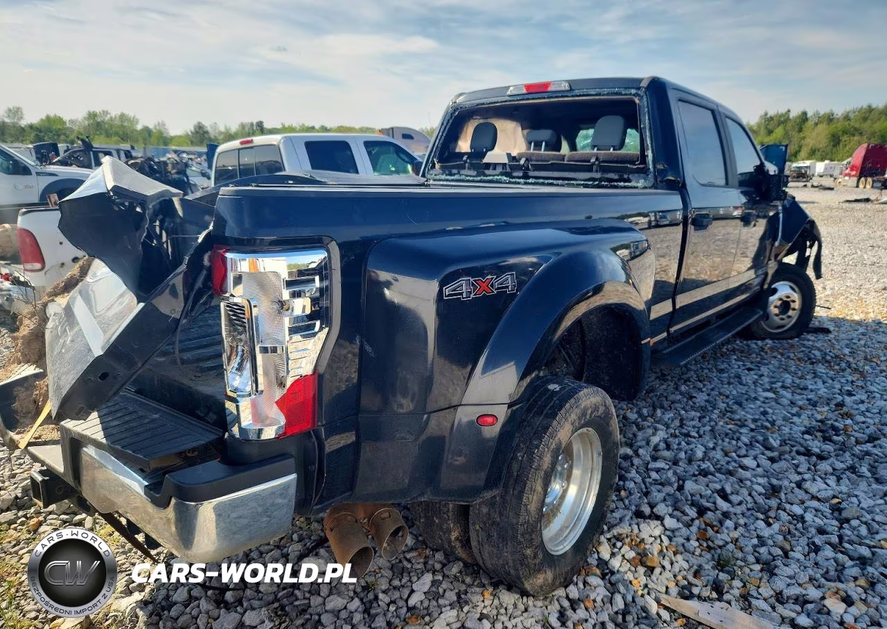 2017 Ford F350 VIN:1FT8W3DT9HED85323 - 4