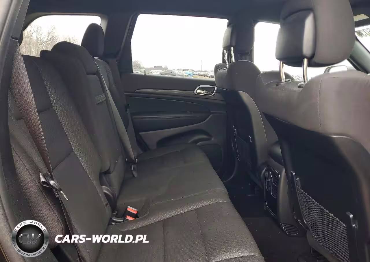 2021 Jeep Grand Cherokee Laredo VIN:1C4RJFAG4MC592834 - 11