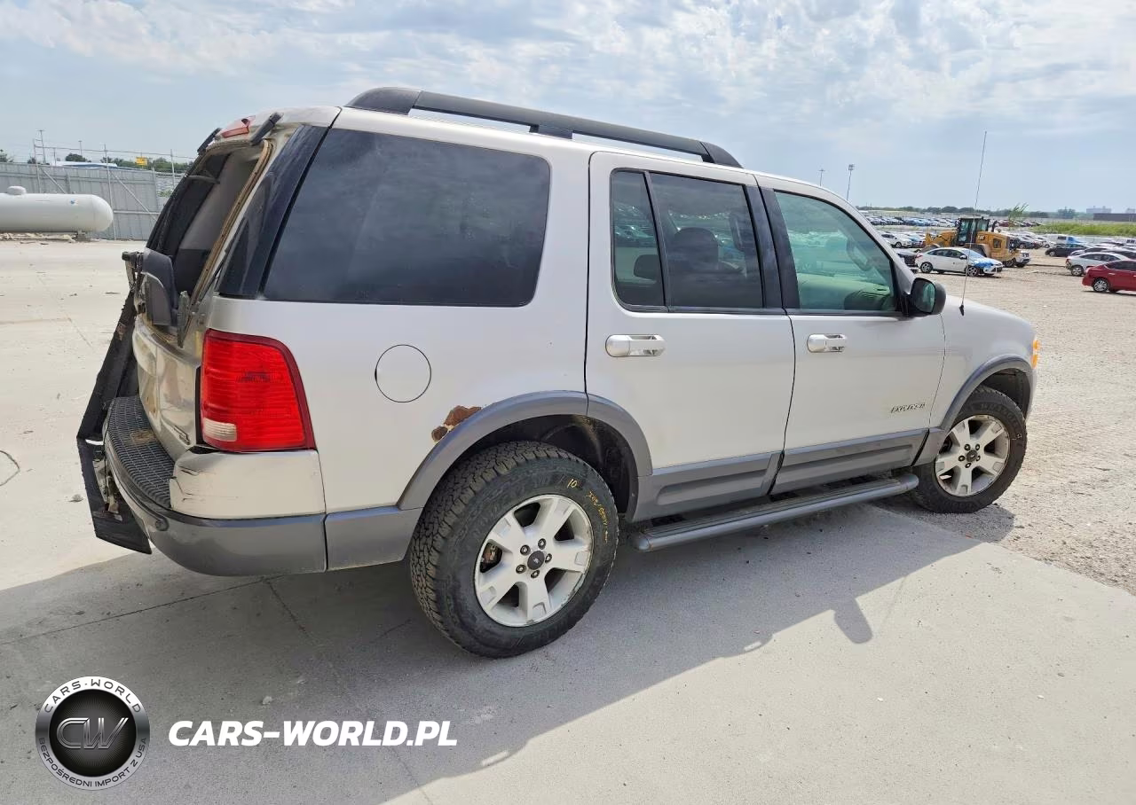 2005 Ford Explorer Xlt VIN:1FMDU73K45UA21425 - 3