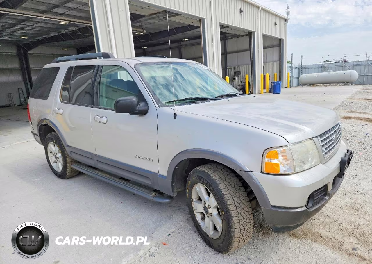 2005 Ford Explorer Xlt VIN:1FMDU73K45UA21425 - 4