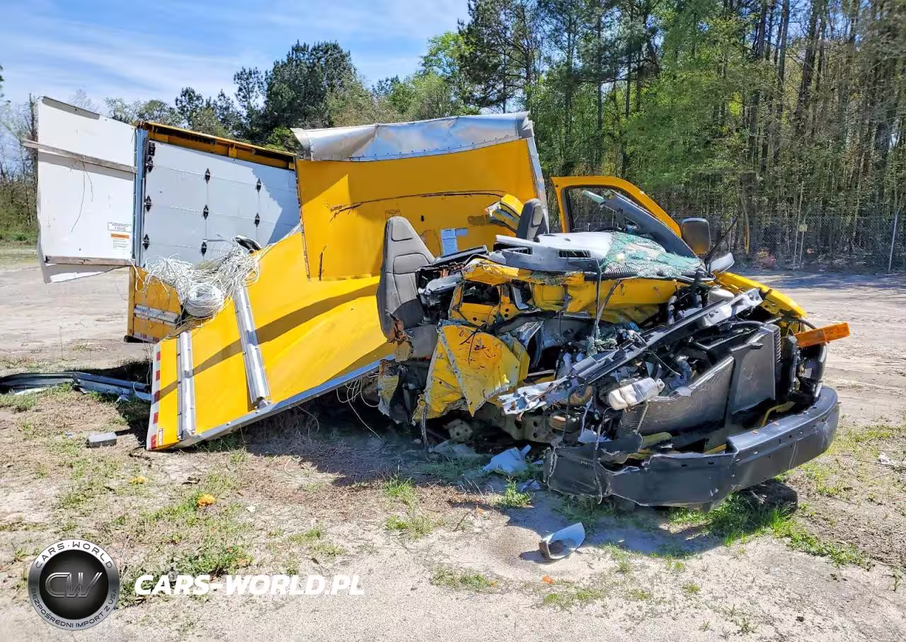 2021 GMC Savana Cutaway G3500