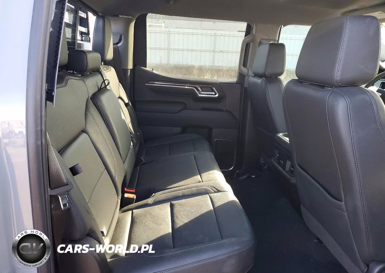 2025 Chev Silverado VIN:1GCUKEE82SZ128472 - 10