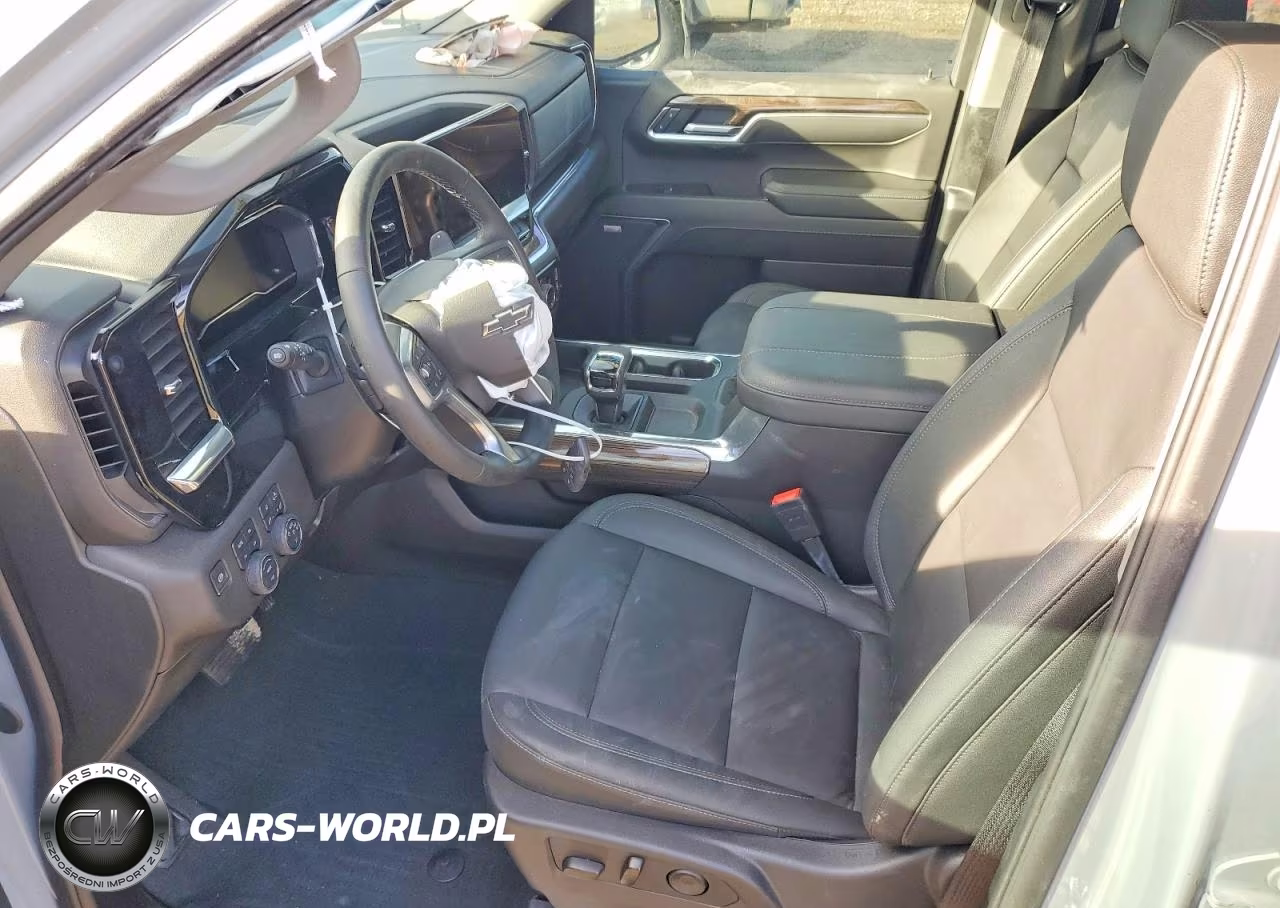 2025 Chev Silverado VIN:1GCUKEE82SZ128472 - 7