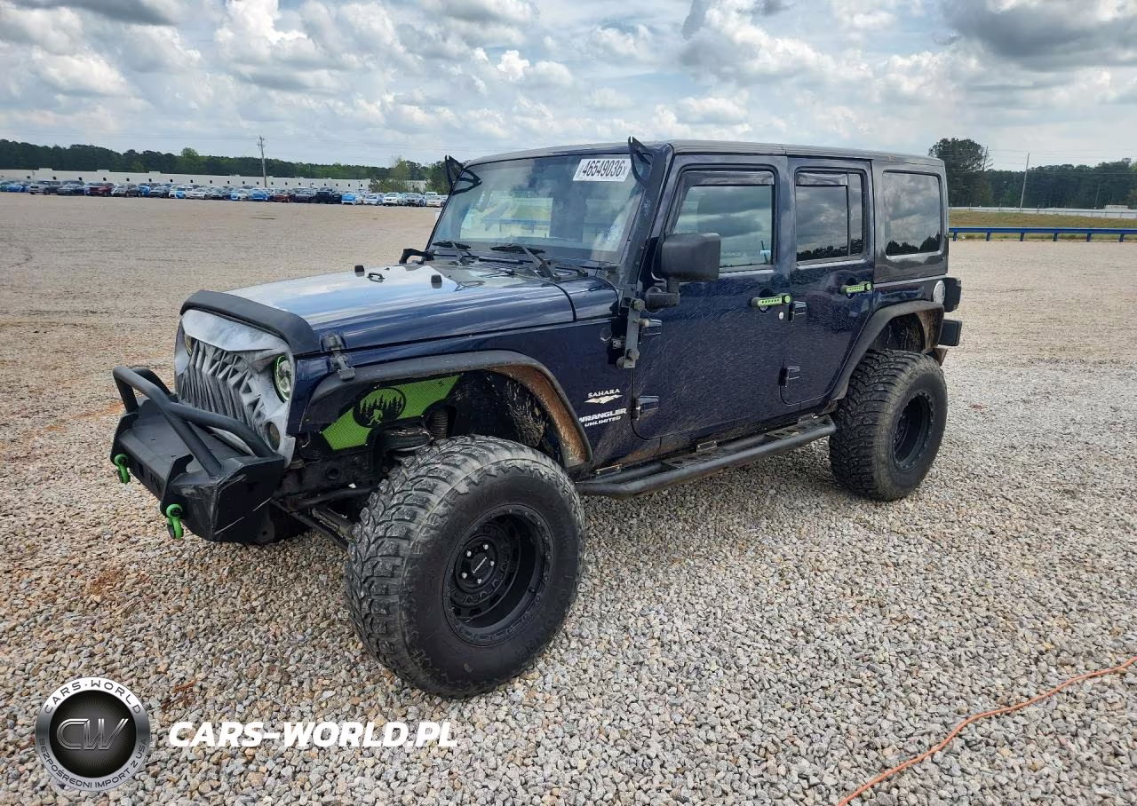2013 Jeep Wrangler Unlimited Sahara