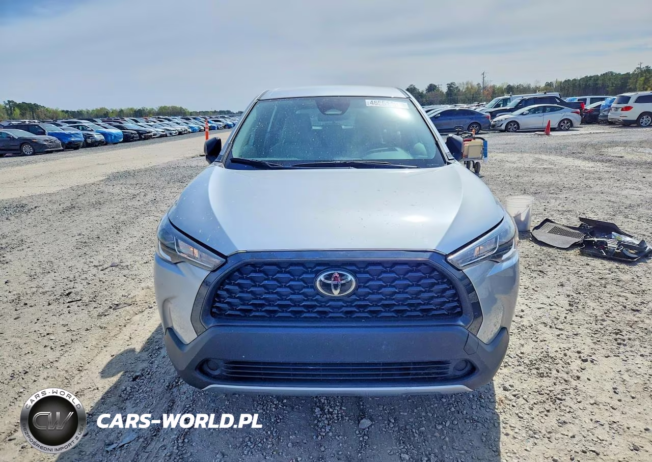 2024 Toyota Corolla Cross L VIN:7MUAAAAG7RV085731 - 5