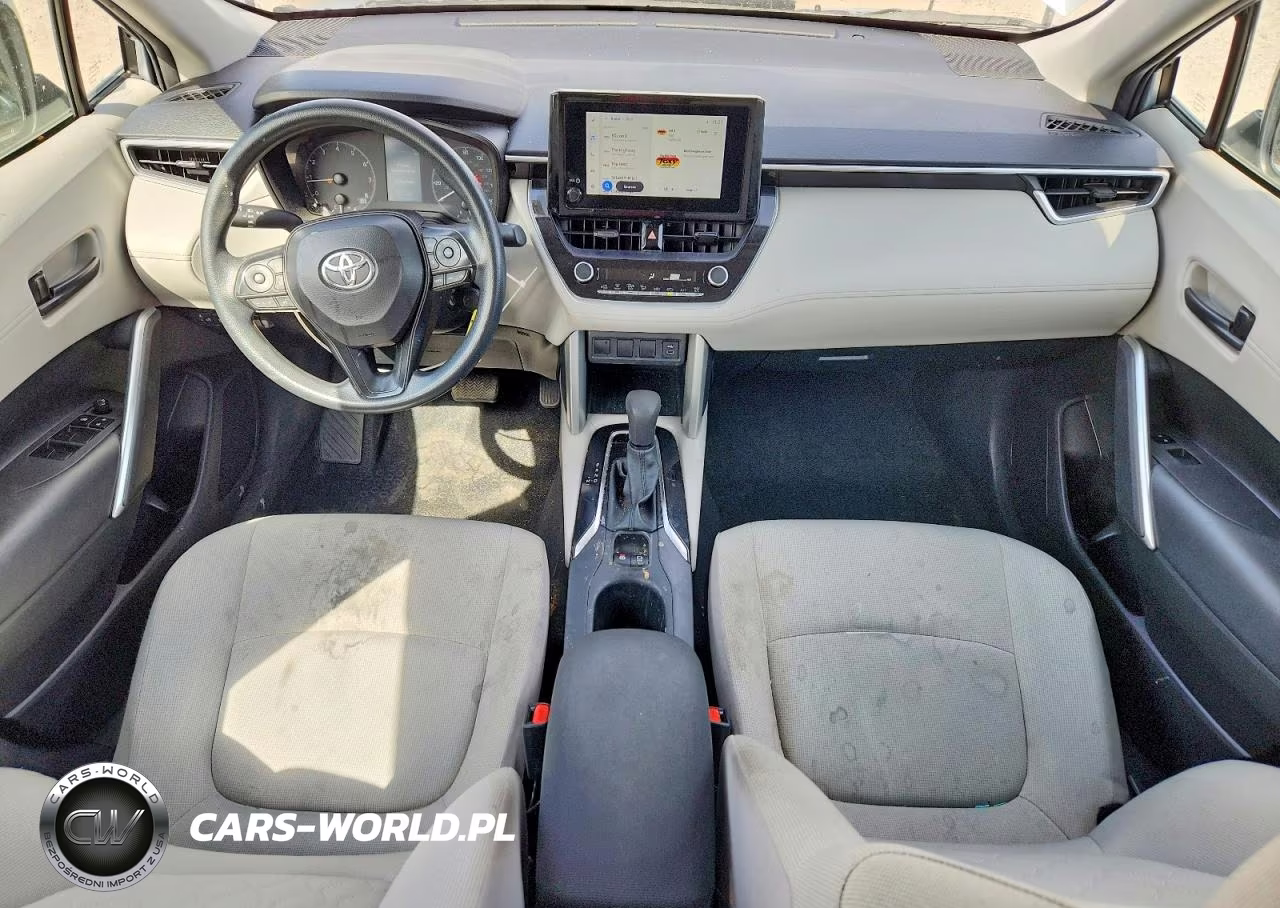 2024 Toyota Corolla Cross L VIN:7MUAAAAG7RV085731 - 8