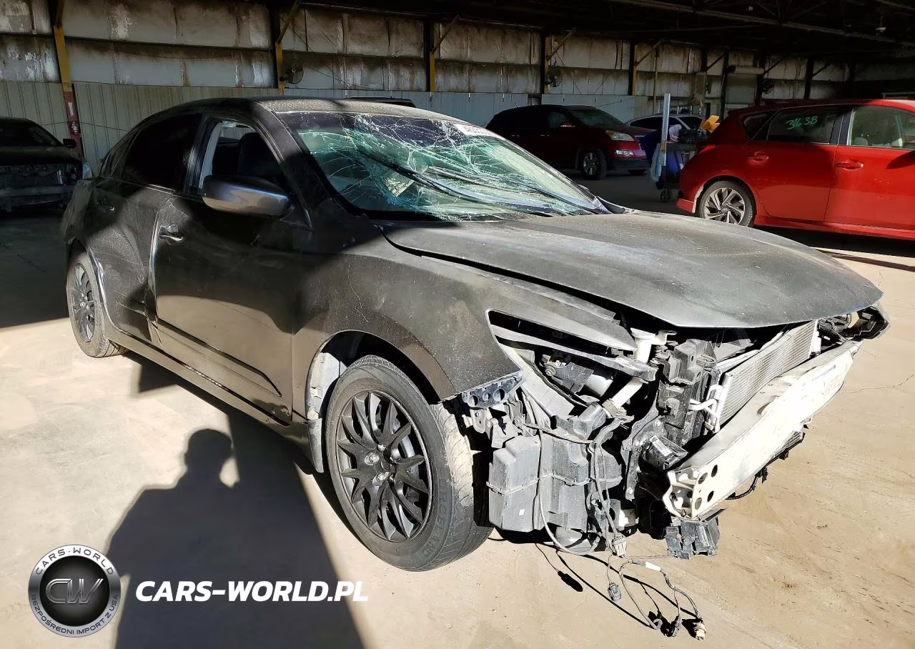 2018 Nissan Altima 2.5 S VIN:1N4AL3AP2JC131770 - 4