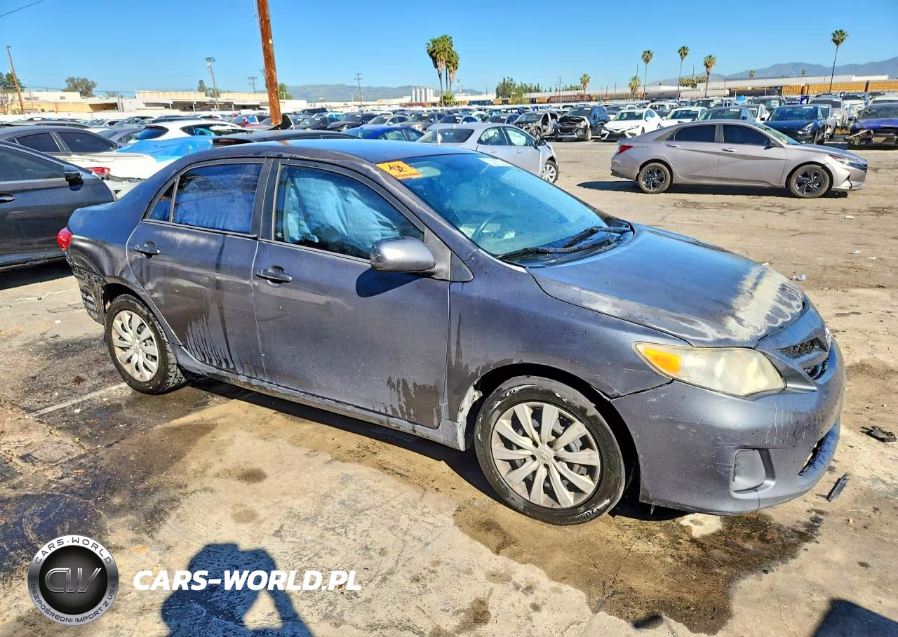 2012 Toyota Corolla Le VIN:2T1BU4EE9CC821987 - 4