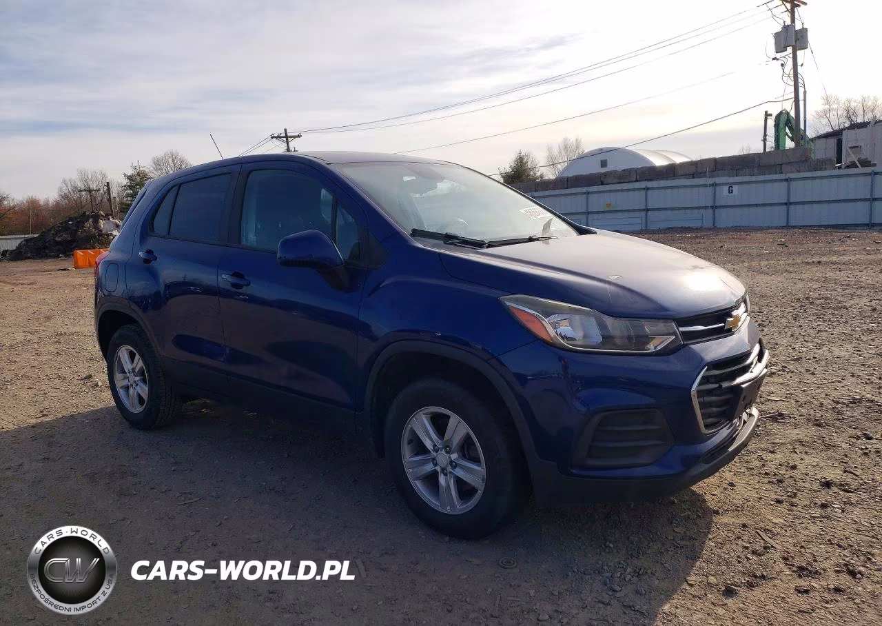 2017 Chevrolet Trax Ls VIN:3GNCJNSB4HL195239 - 4