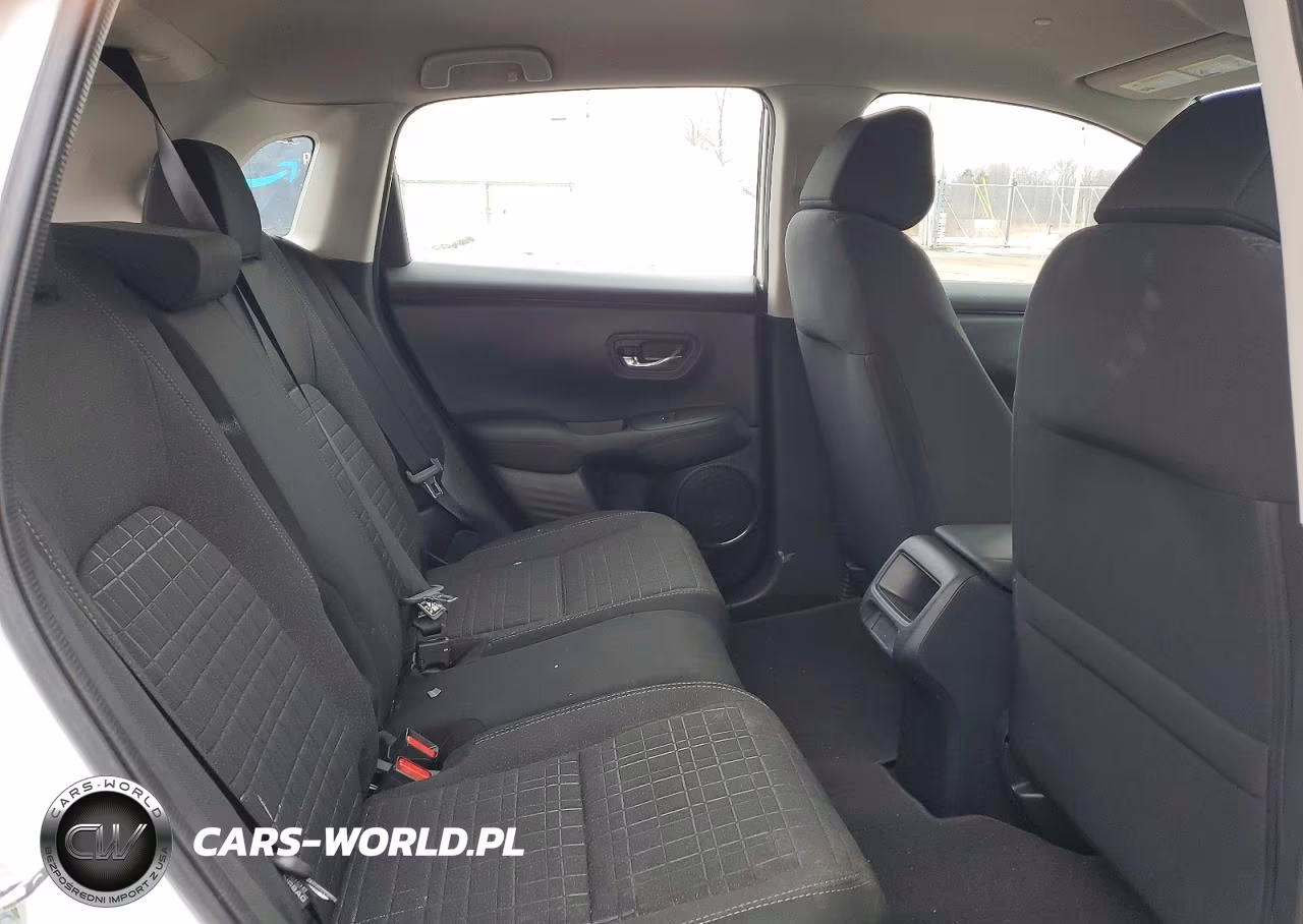 2025 Honda Hr-V Lx VIN:3CZRZ2H33SM709670 - 11