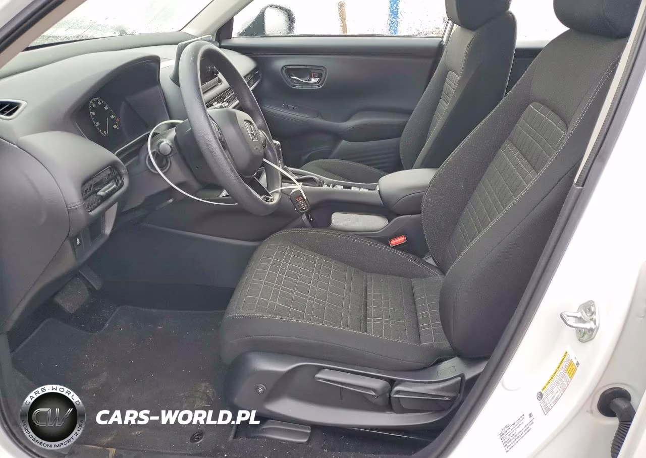 2025 Honda Hr-V Lx VIN:3CZRZ2H33SM709670 - 7