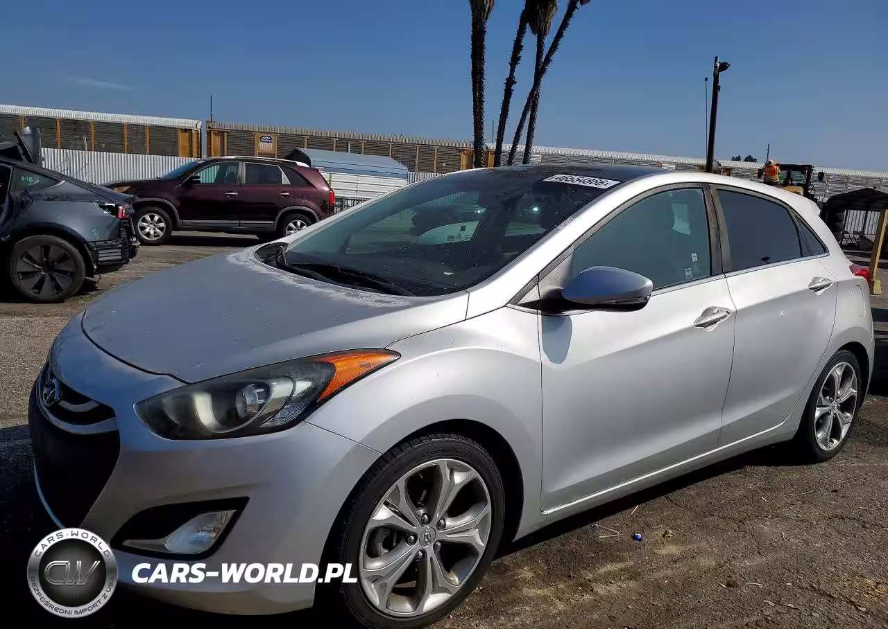2013 Hyundai Elantra Gt Base