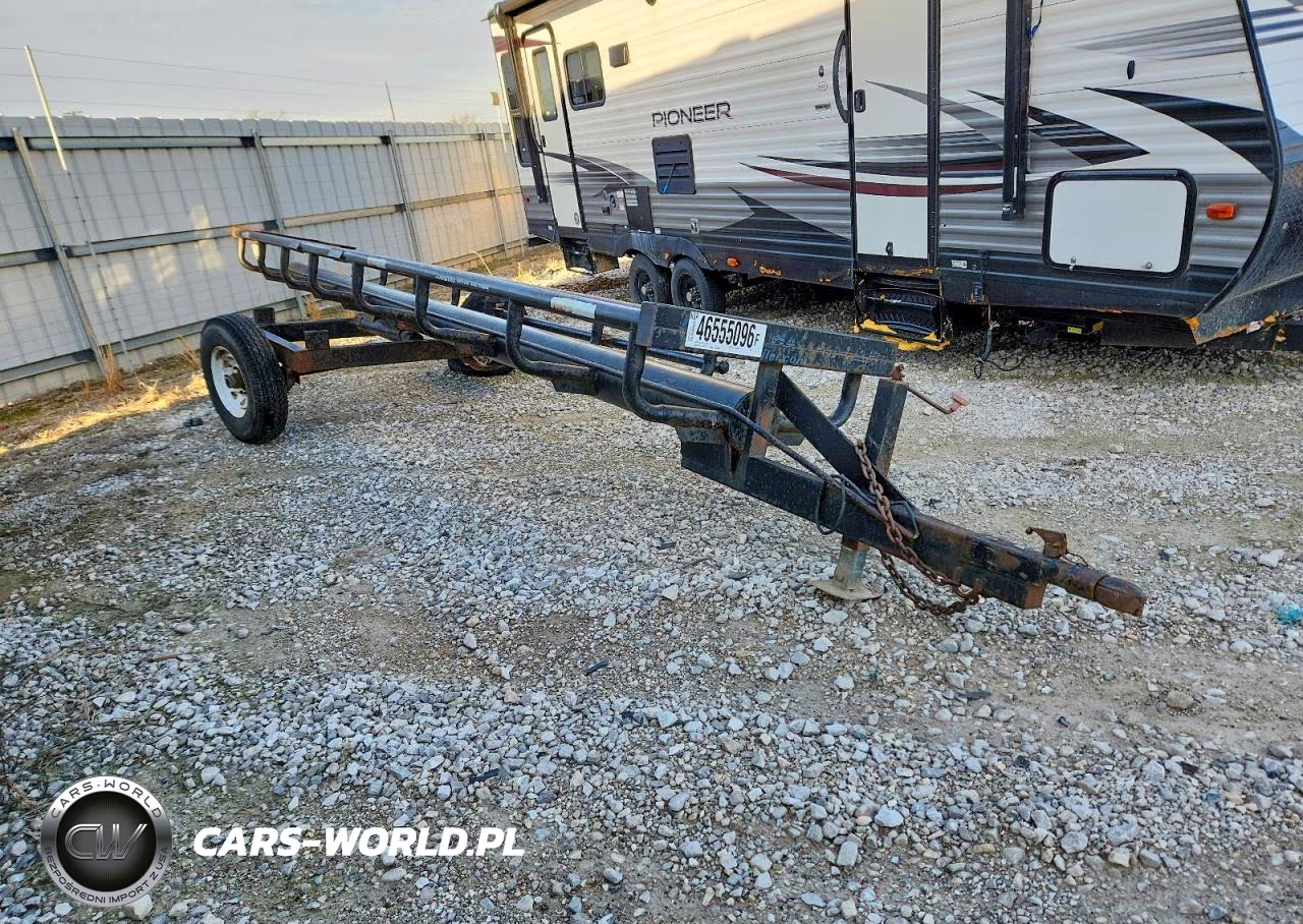 2000 Hay Bale Trailer
