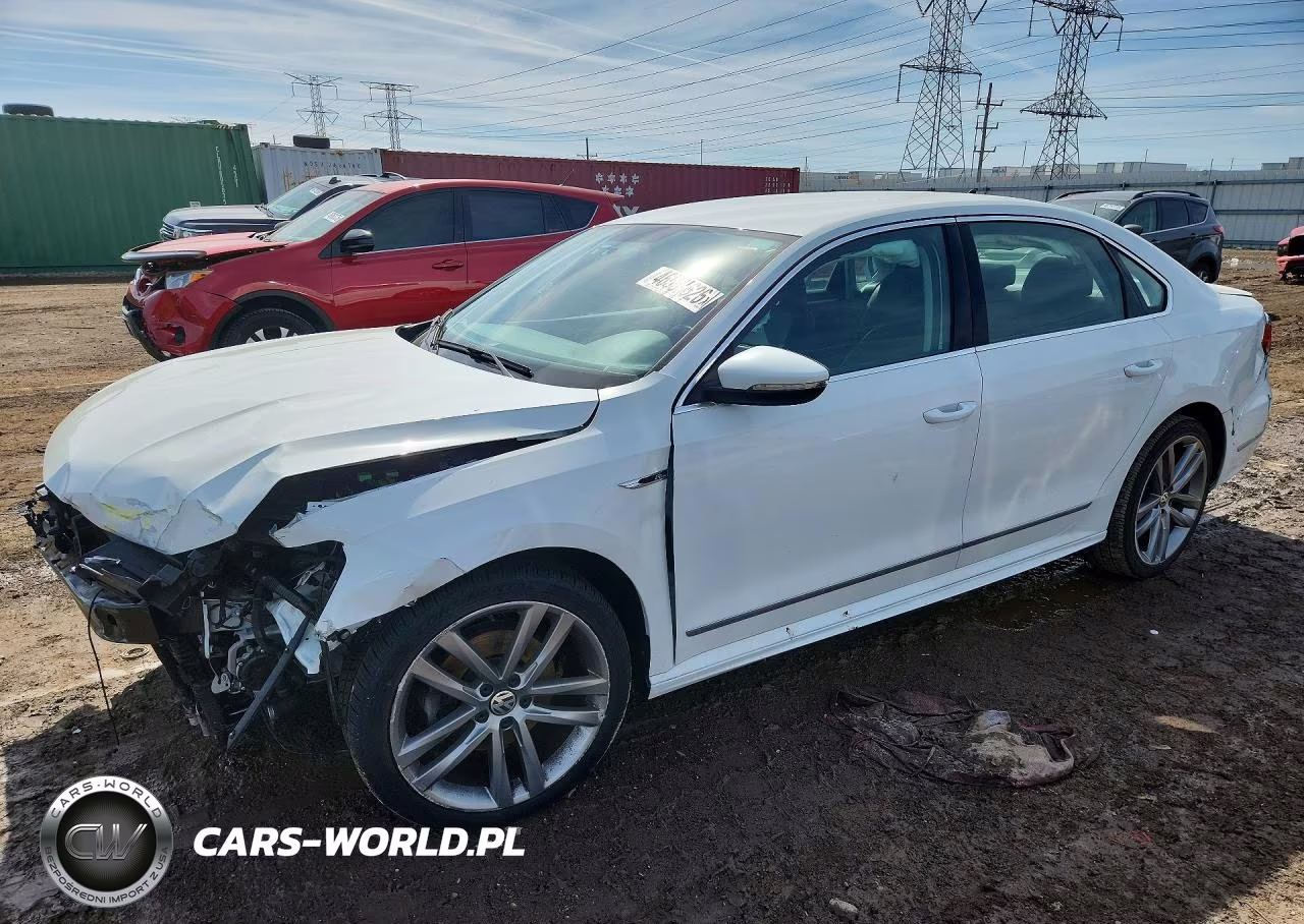 2017 Volkswagen Passat R-Line