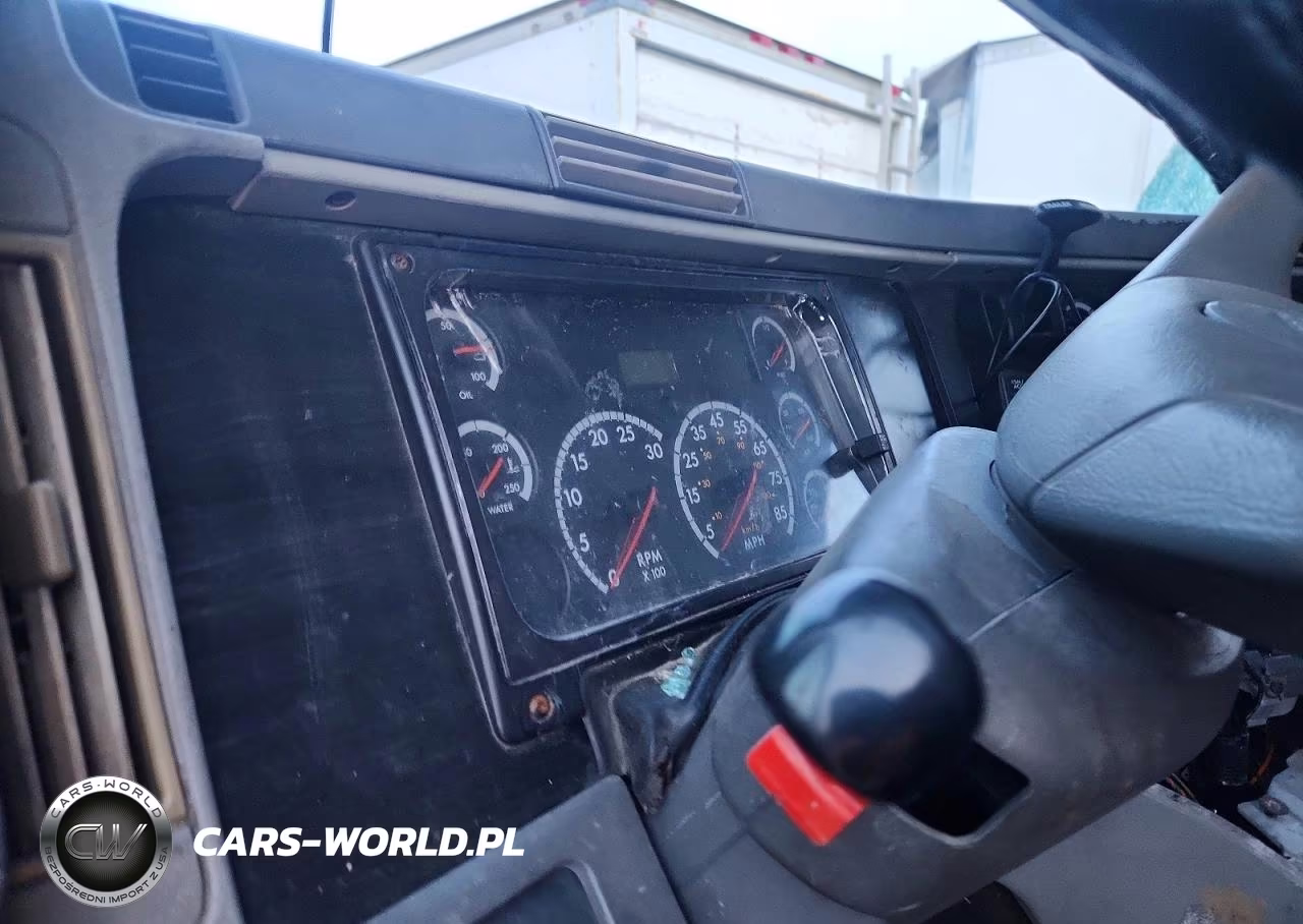 2007 Freightliner Conventional Columbia VIN:1FUJA6CK27LX15252 - 8