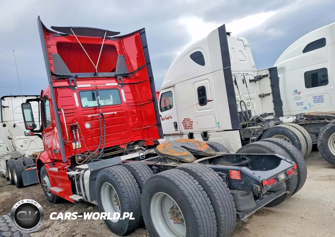 2020 Volvo Vnr VIN:4V4WC9EG2LN225463 - 3