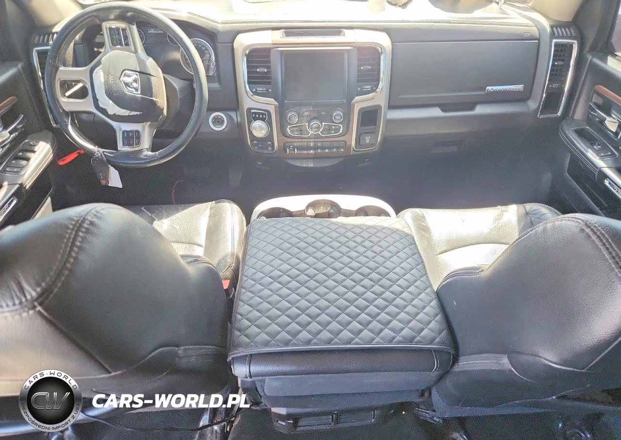 2015 Ram 1500 Laramie VIN:1C6RR7VM6FS643264 - 8