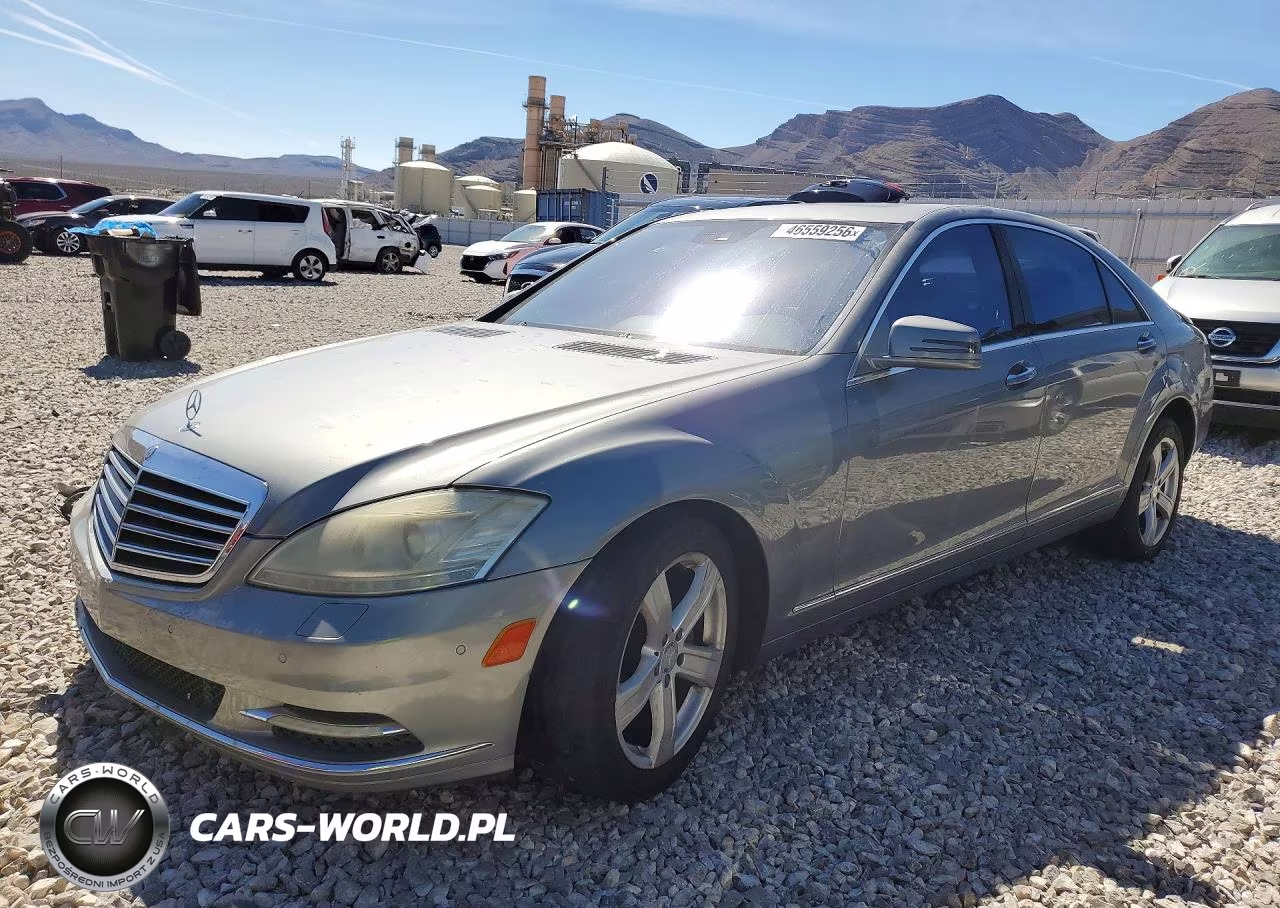 2010 Mercedes-Benz S 550