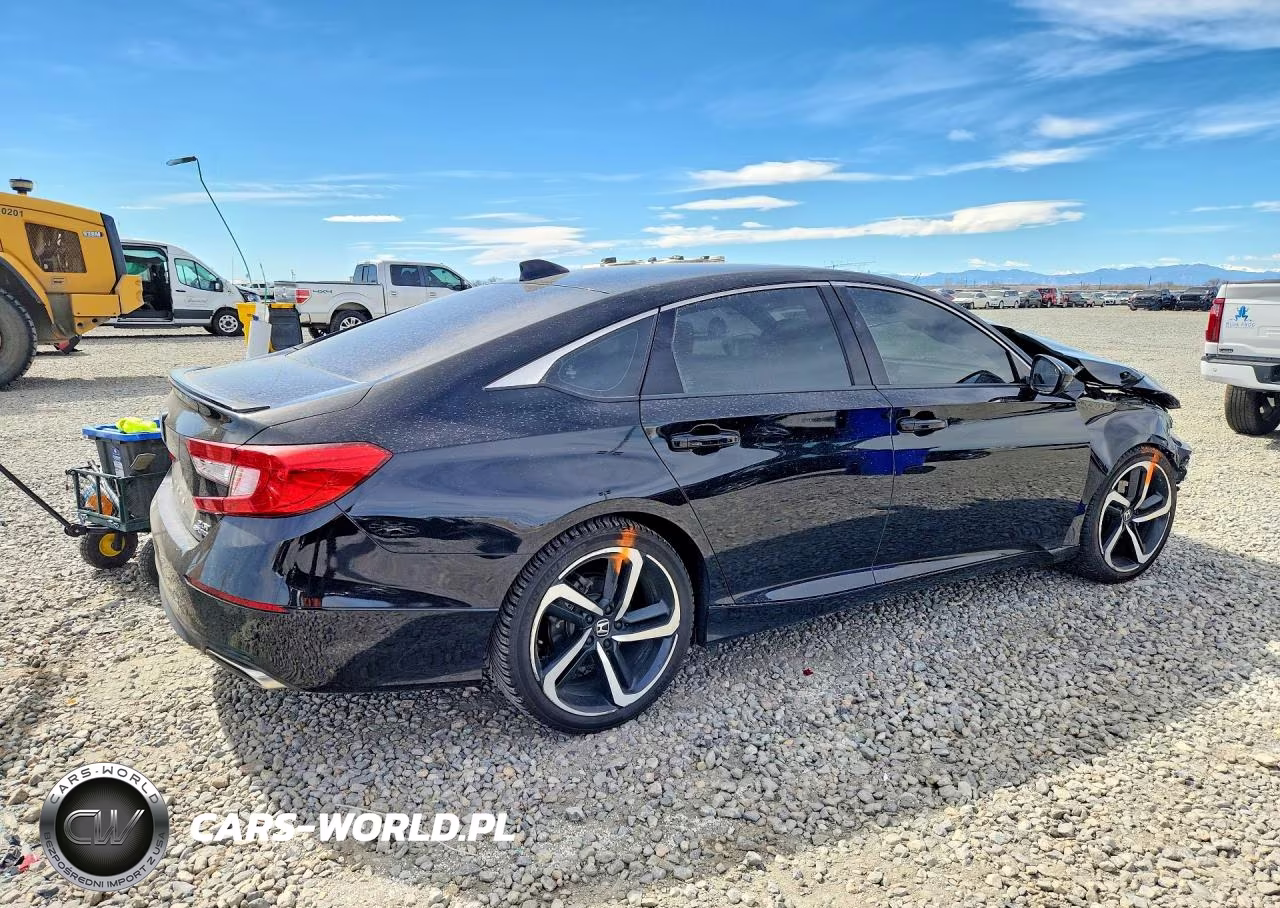 2018 Honda Accord Sport VIN:1HGCV2E36JA014009 - 3